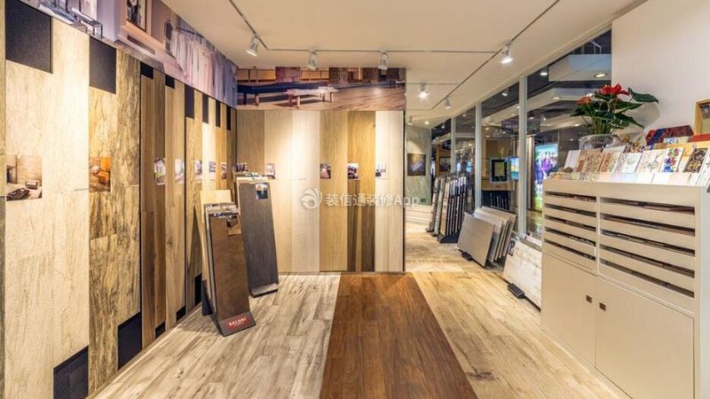 选择加盟代理品牌时，要考察其品牌实力。可以从以下几个方面入手：